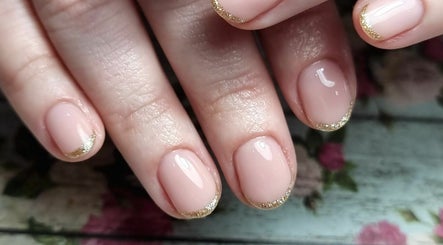 Nail Artist Courtney White, bilde 3