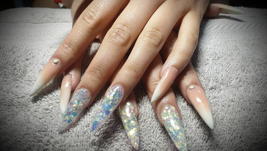 Immagine 1, Nails by Kirsten