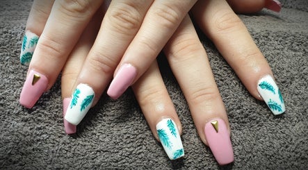 Immagine 2, Nails by Kirsten