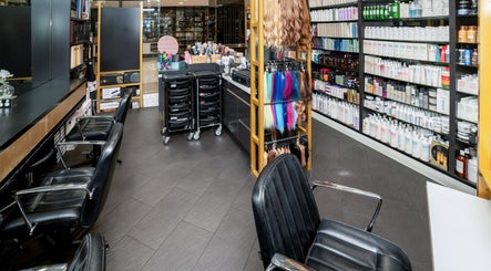 hình ảnh 2 của Bondi Hair Salon