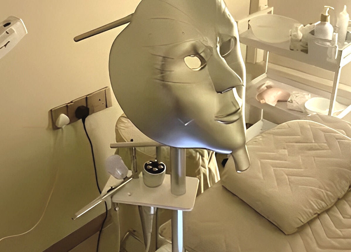 Advanced facial treatment setup at Beylla Medispa Teluk Intan, TELUK INTAN, Perak, MY.