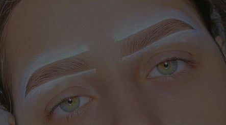 angelina_brows.sk image 3