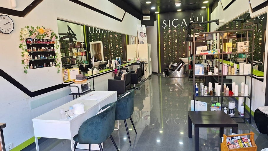 SICARÚ HAIR & BEAUTY – obraz 1