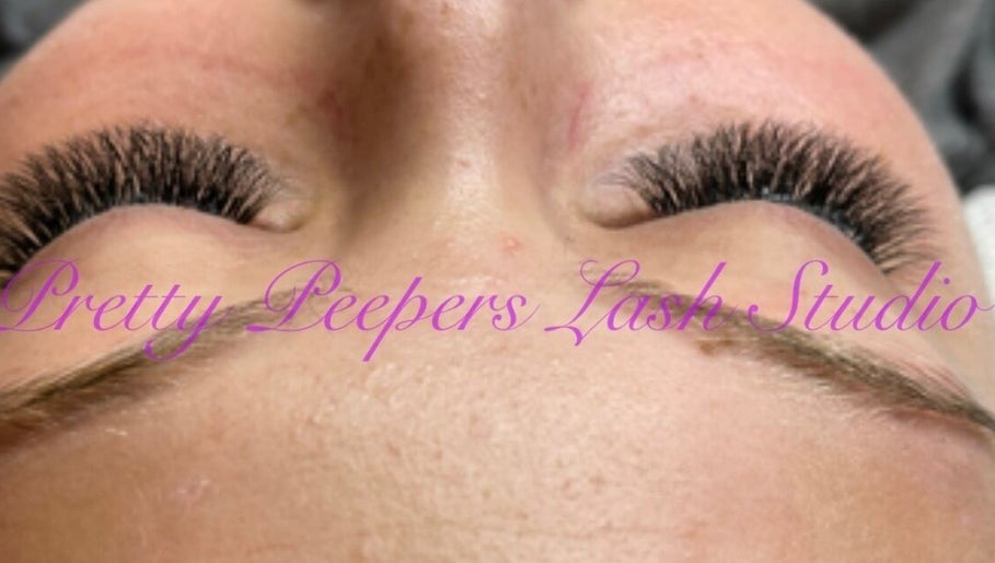 Pretty Peepers Lash Studio image 1