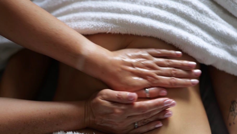 Luna Healing Lounge kép 1