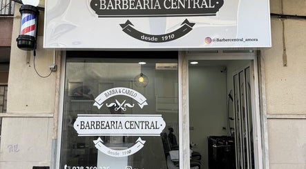 Barbearia Central Amora