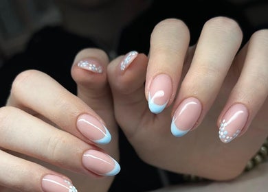 Elegant nail art at Anne Lima Nails & Beauty (Dublin 2), Dublin, County Dublin, IE with delicate designs.