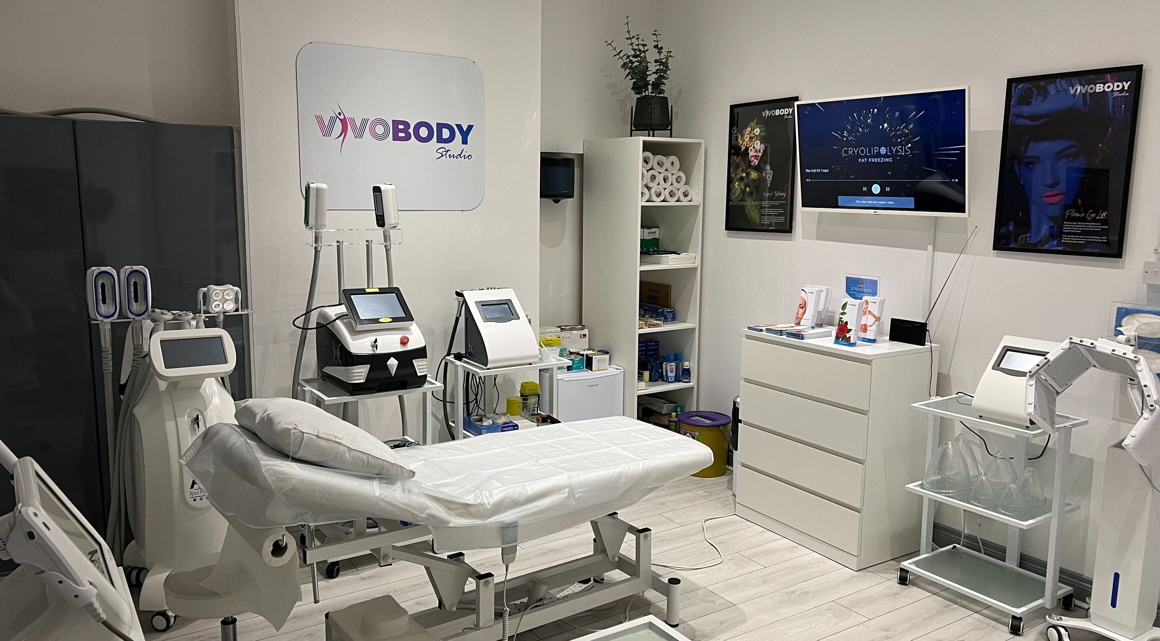 Advanced treatment room at Vivo Body Studio Belfast, Belfast, Northern Ireland, GB, featuring modern equipment.