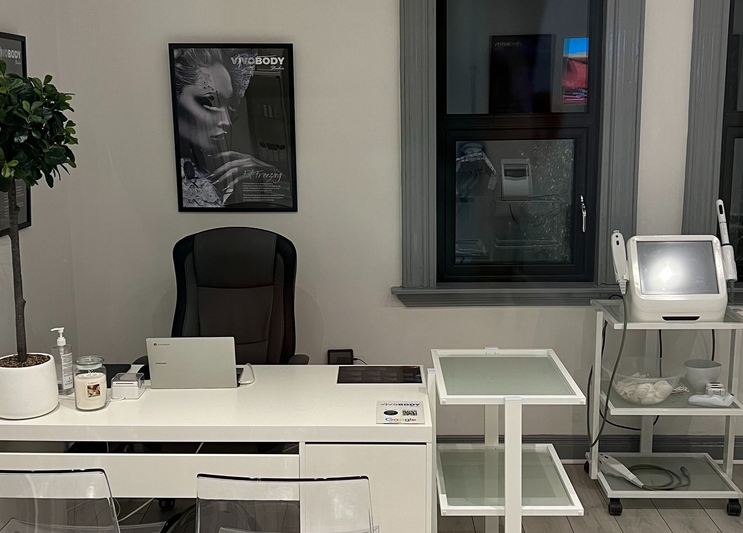 Elegant office area at Vivo Body Studio Belfast in Belfast, Northern Ireland, GB with modern decor.