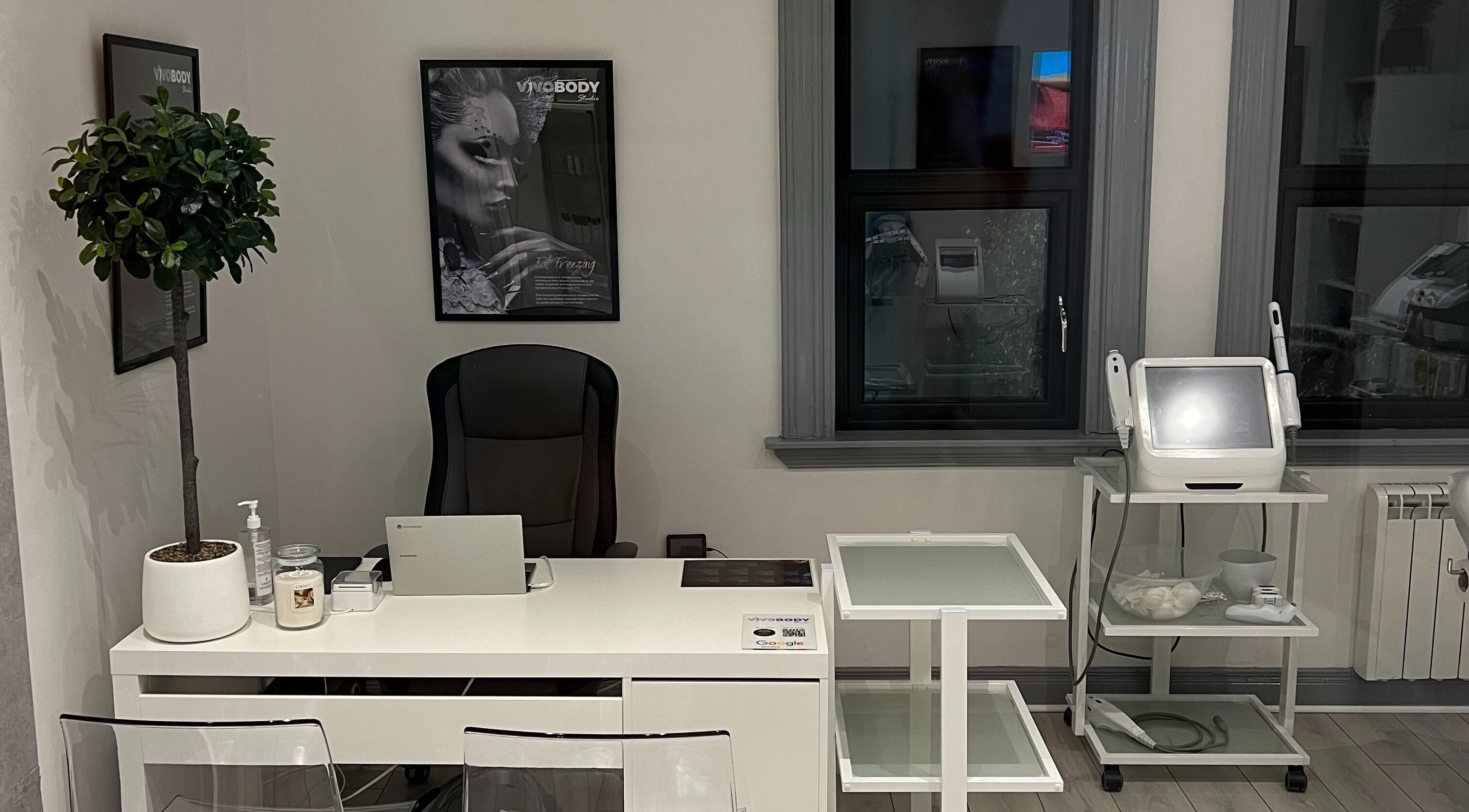 Elegant office area at Vivo Body Studio Belfast in Belfast, Northern Ireland, GB with modern decor.