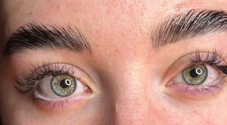 Close-up of perfectly groomed eyebrows at Glo With The Flo, Larbert, Scotland, GB.