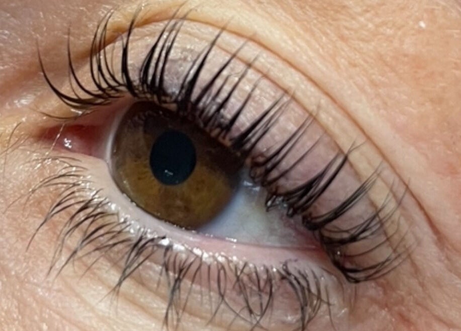 Extension de cils à Ntc Beauté, Peyruis, Provence-alpes-côte D'azur, FR.