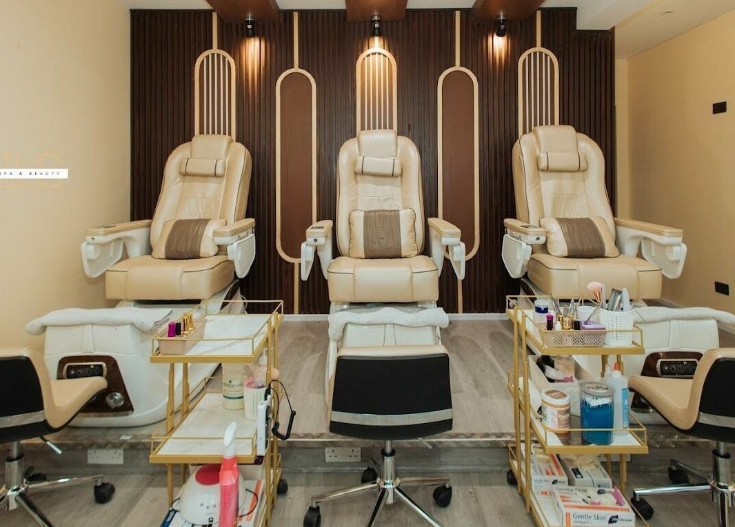 Lux Nail Spa & Beauty in London, England, GB features luxurious pedicure chairs and spa equipment.