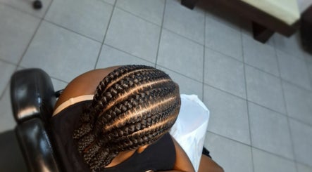 Titi_heavenly_braids image 2