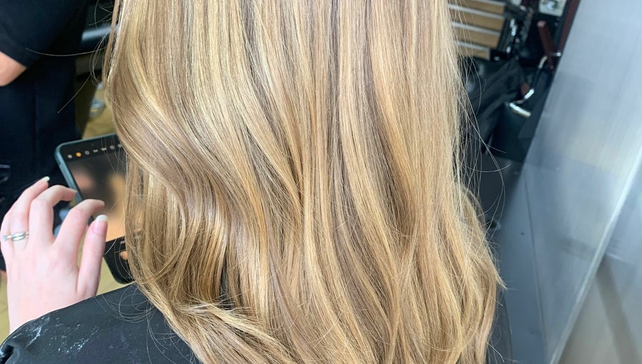 Glossy locks by Katie billede 1