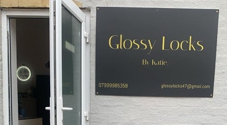 Glossy locks by Katie зображення 3