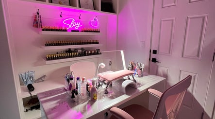 Slay Bar Nails imej 3