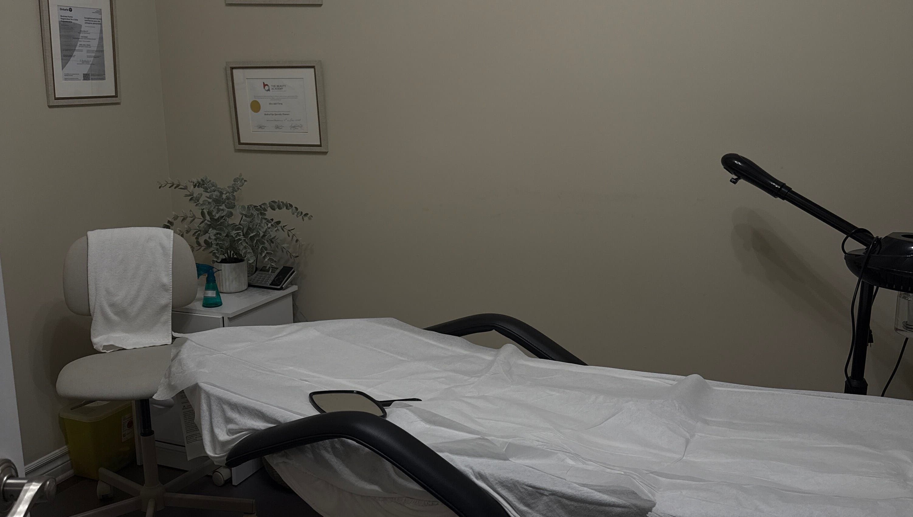 Relaxing treatment room at Mira Beauty, Ottawa, Ontario, CA, ready for wellness and beauty sessions.