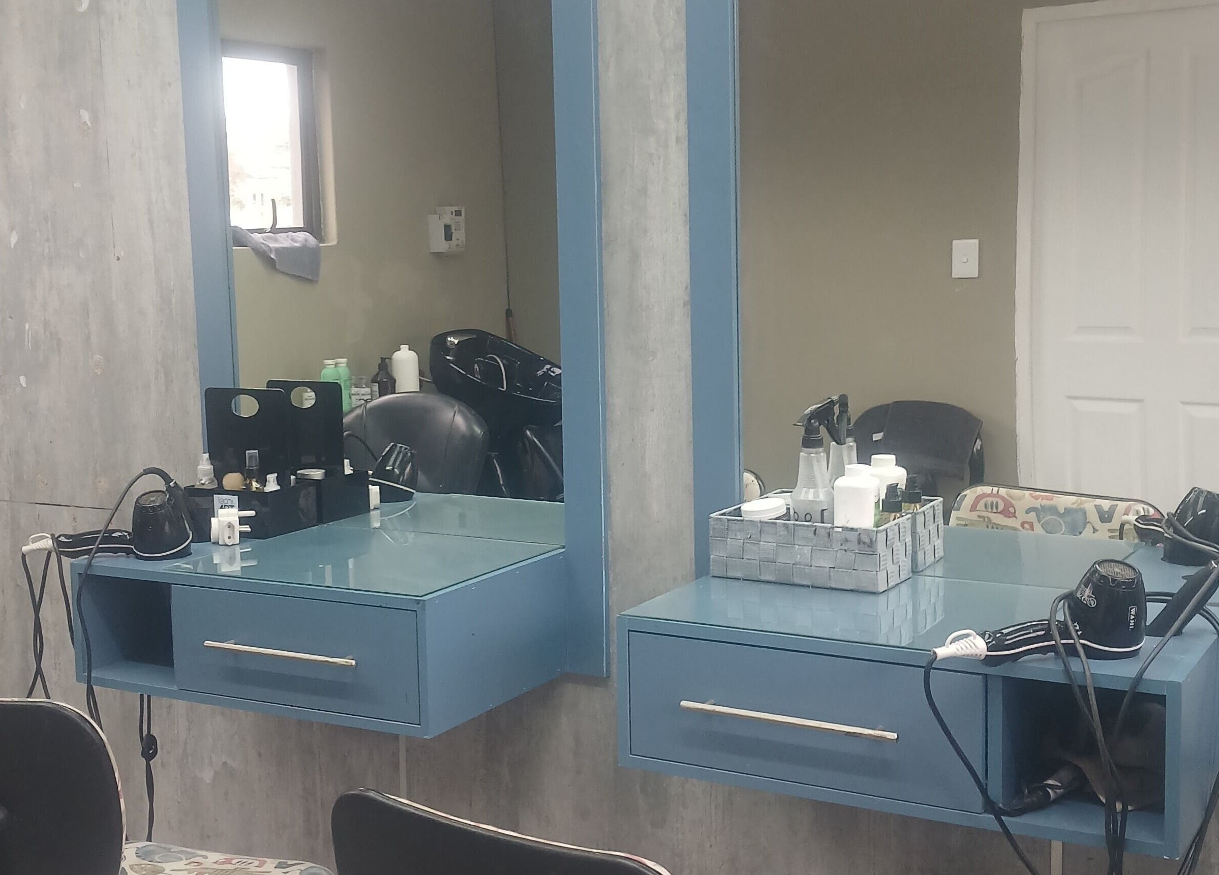 Modern styling stations at Zsquared Hair And Beauty Salon, Phoenix, Kwazulu-Natal, ZA.