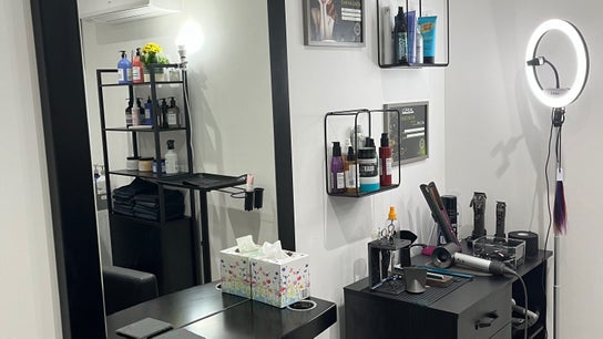 Vikki Hair Studio Mokka