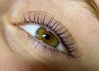 Close up de pestanas elegantes no Sweetbeauty, Barroselas, Viana Do Castelo, PT.