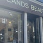 haylands Beauty clinic - 158 Queen's Road, Buckhurst Hill, England