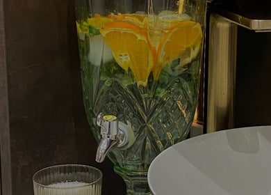 Refreshing citrus water at Haylands Beauty Clinic in Buckhurst Hill, England, GB.