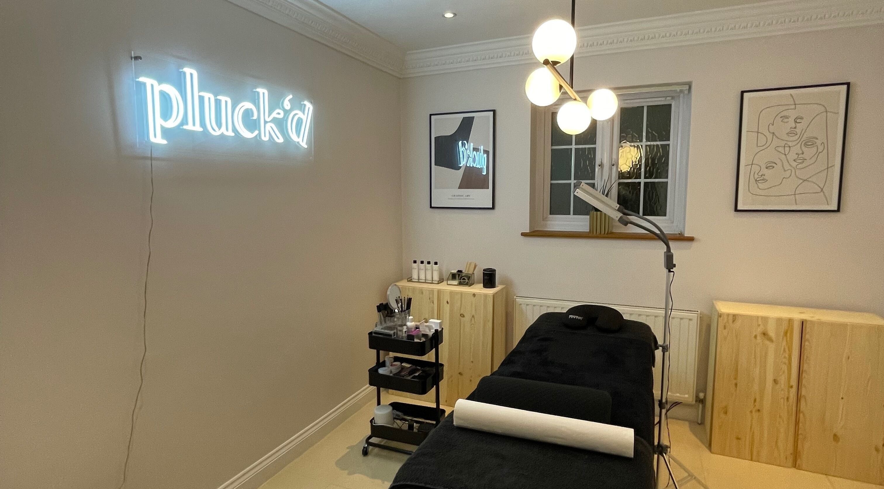 Cozy treatment room at Pluck’d Hornchurch, featuring elegant decor in Hornchurch, England, GB.