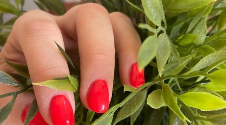 RoseNails_cy image 3