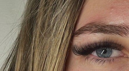 Close-up of elegant eyelash extension at Georgia Grace Beauty in Berry, New South Wales, AU.