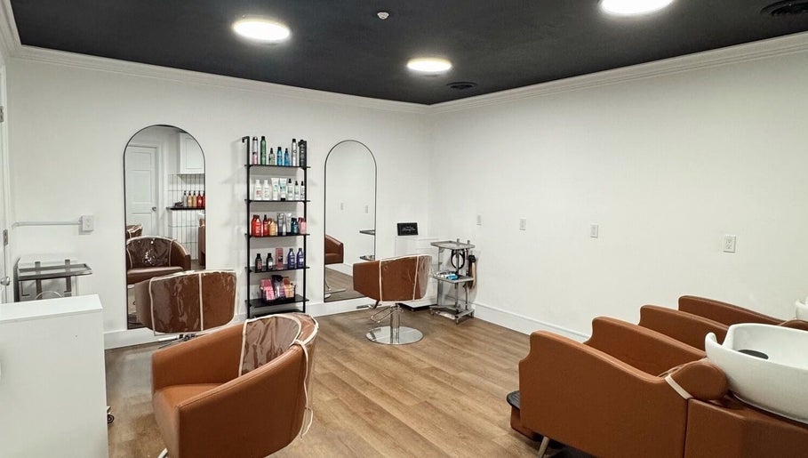 Salon Winston – obraz 1