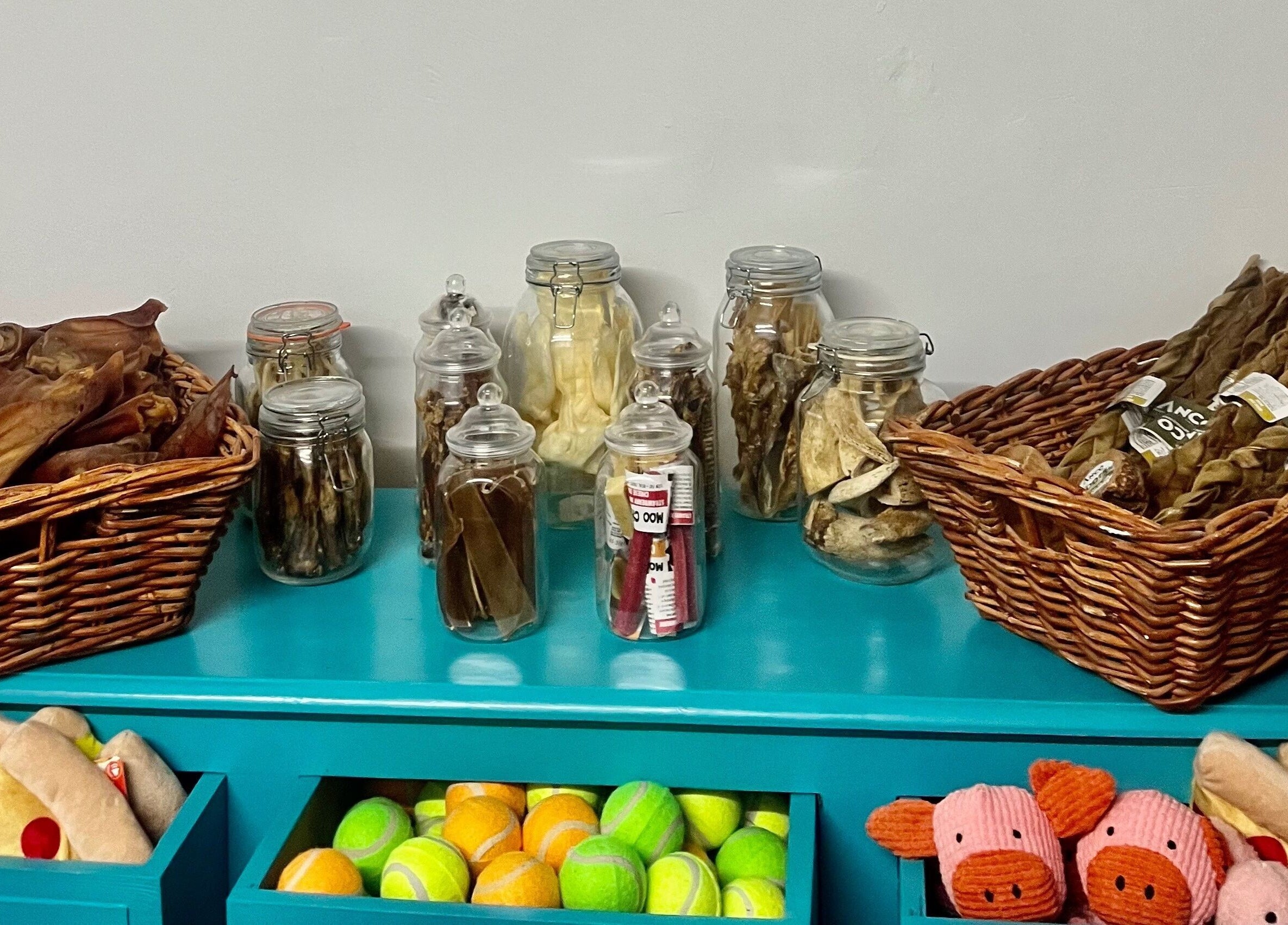 Dog treats and toys display at Pretty Pups Dog Spa, Gourock, Scotland, GB.