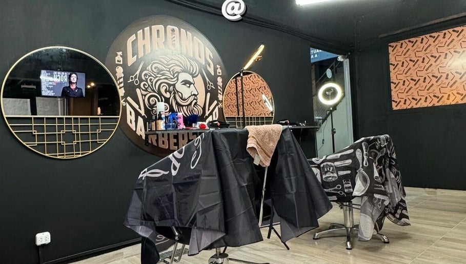 Chronos Barbershop Barbería y Peluquería image 1