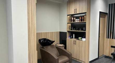 Galaxy barbershop image 2