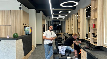 Galaxy barbershop image 3