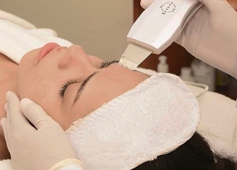 Facial treatment at JOHANA CORBALAN ESTETIC, Buenos Aires, Ciudad Autónoma De Buenos Aires, AR.
