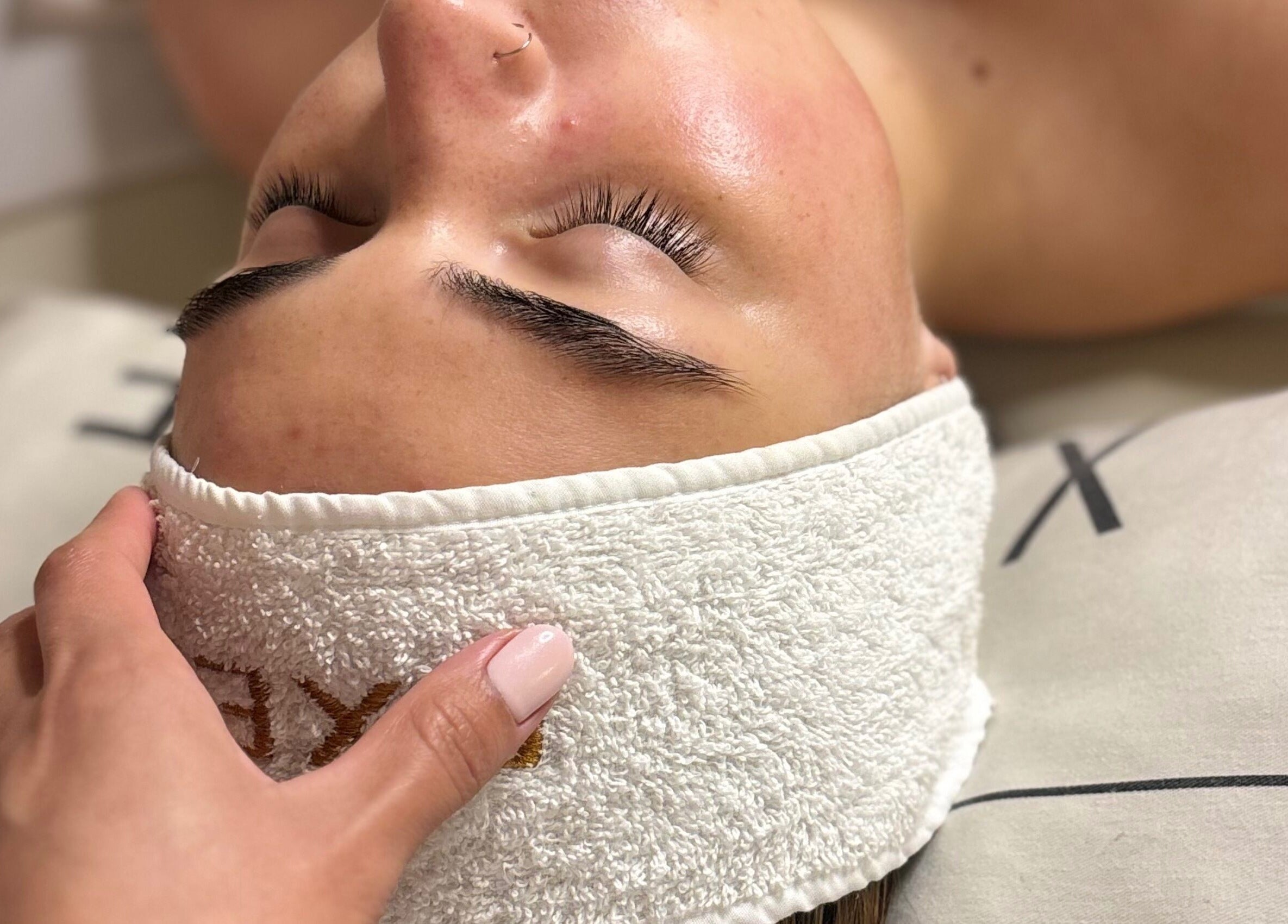Relaxing facial treatment at JOHANA CORBALAN ESTETIC, Buenos Aires, Ciudad Autónoma De Buenos Aires, AR.