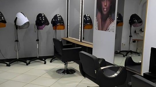 Elora Hair & Beauty Studio