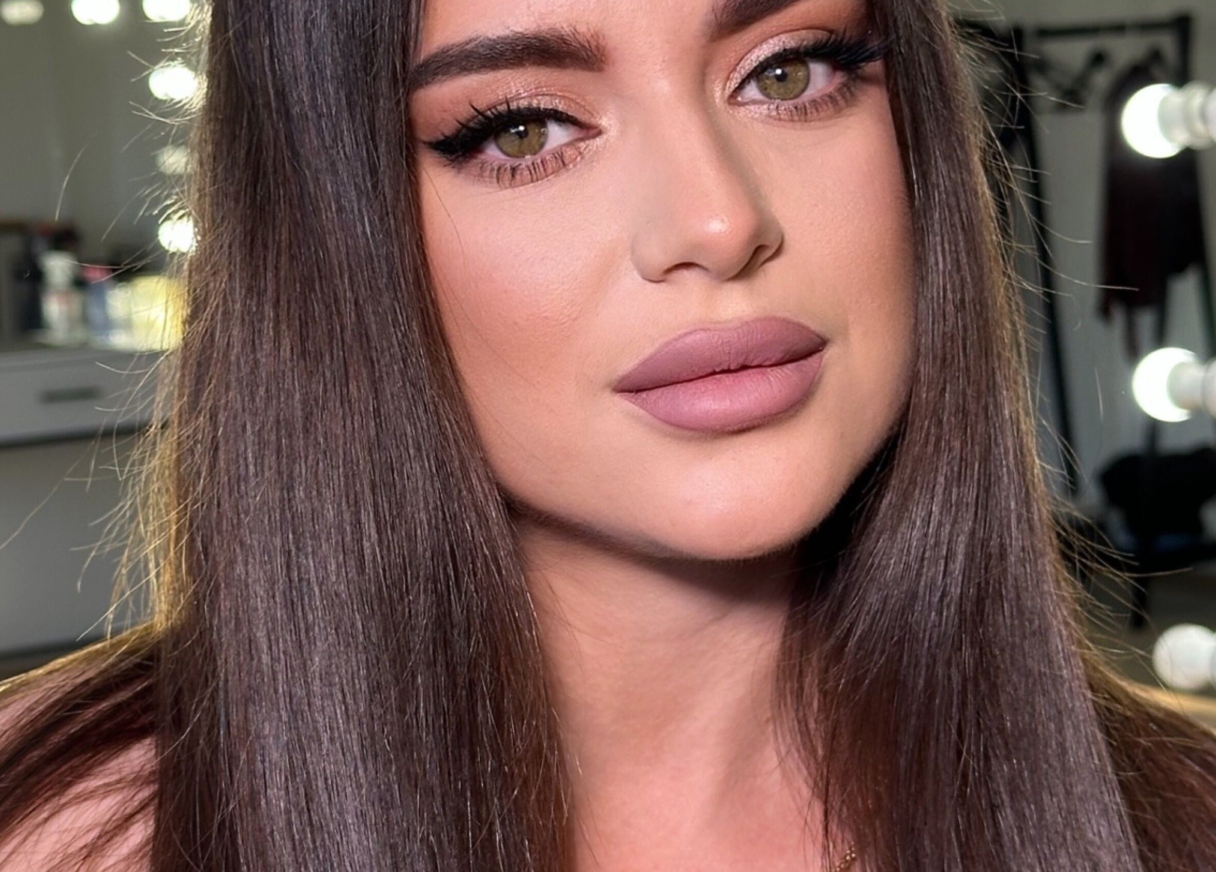 Glamorous makeup look by Kateryna Glowmakeup in Yokine, Western Australia, AU.