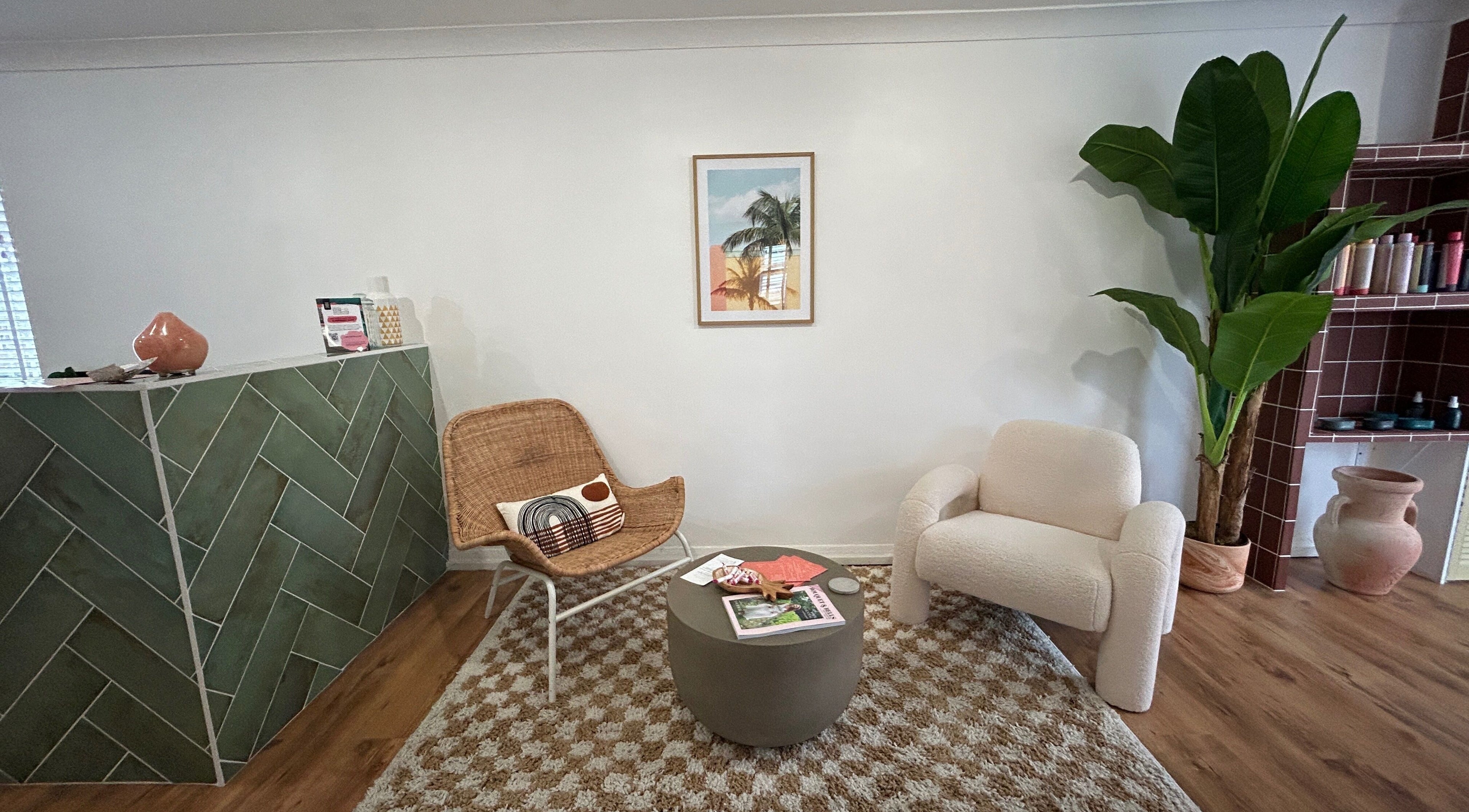 Relaxing seating area at Catherine Reed Beauty in Chester, England, GB. Features cozy chairs and a modern decor.