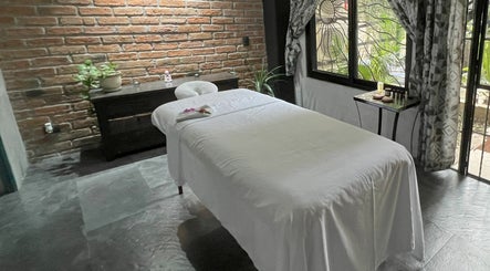 Serenity Touch Massage image 2