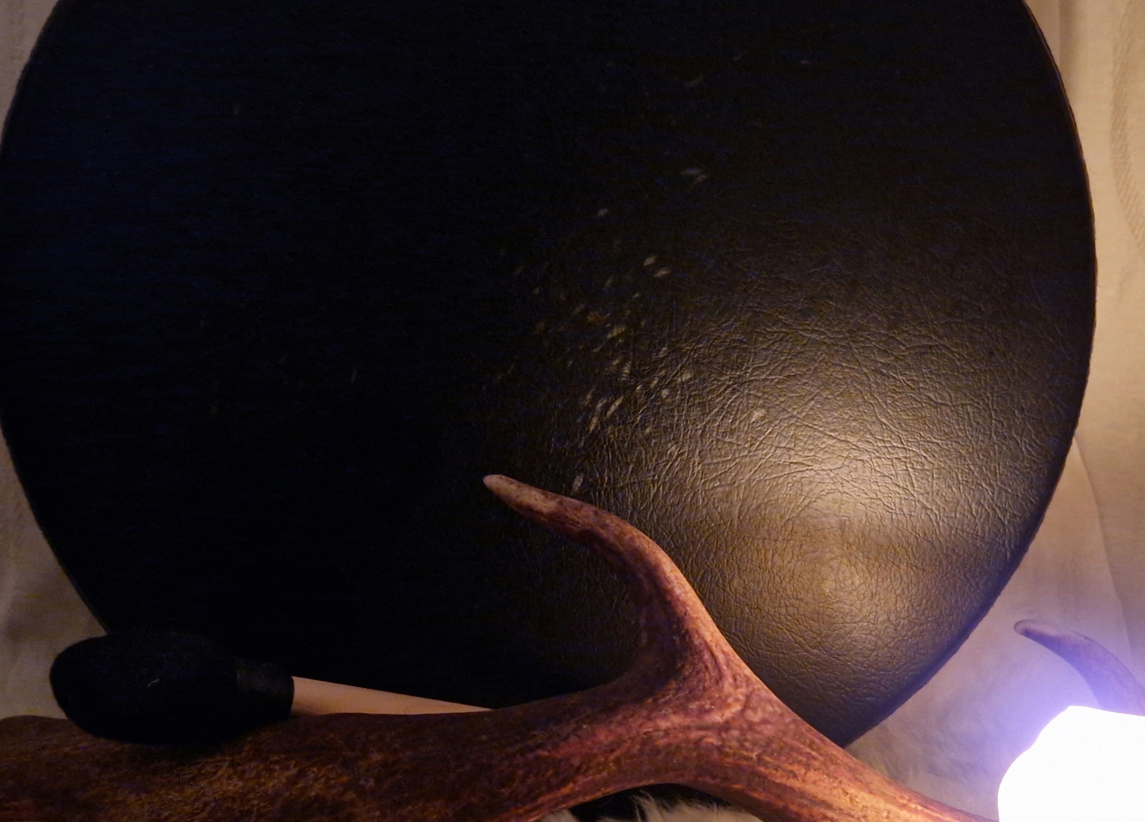 Ambient decor at Spirit, Body and Mind with Lisa - Corby, England, GB. Soft lighting and antler accent.