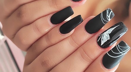 4s beauty Nails image 3