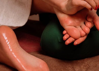Foot massage at Shellharbour Village Thai Massage, Shellharbour, New South Wales, AU enhances relaxation.