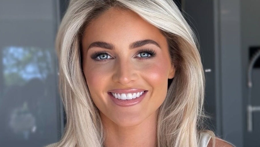 Flawless makeup by Makeup by Meg @meggrayx Cheshire, located in Hale, England, GB, showcasing stunning artistry.