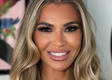 Makeup by Meg @meggrayx Cheshire in Hale, England, GB offers stunning makeup for radiant looks.