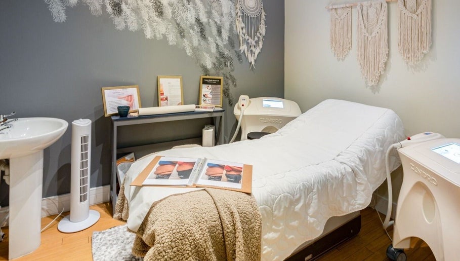 Sophie's Beauty Academy image 1