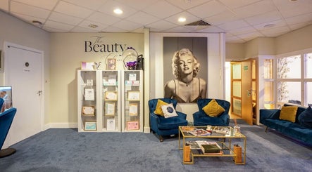 Sophie's Beauty Academy image 3