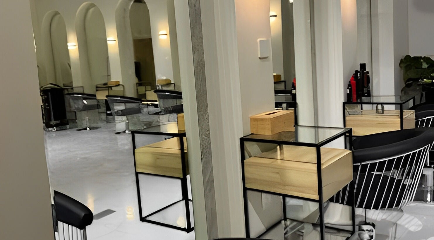 Modern salon design at Silver Hair - Al Qirwan | سيلفر هير - القيروان, Riyadh, Riyadh Province, SA.