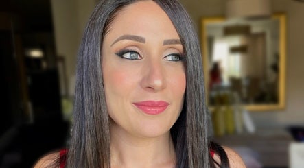 Kayleigh The Makeup Artist image 3